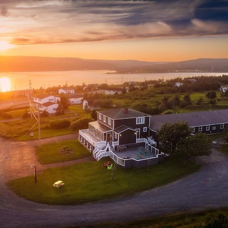 Edge Of The Avalon Inn Trepassey Ngoại thất bức ảnh