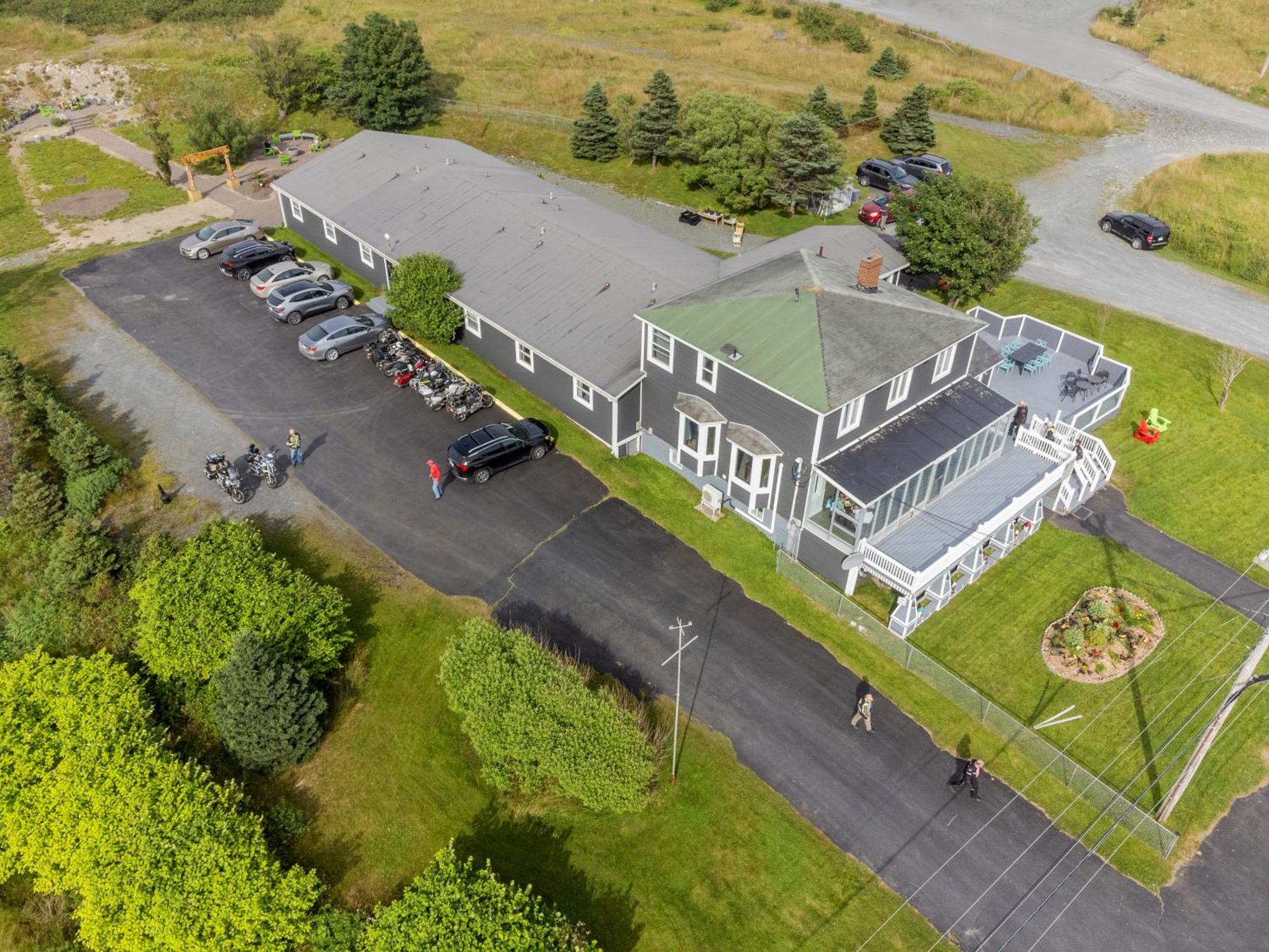 Edge Of The Avalon Inn Trepassey Ngoại thất bức ảnh