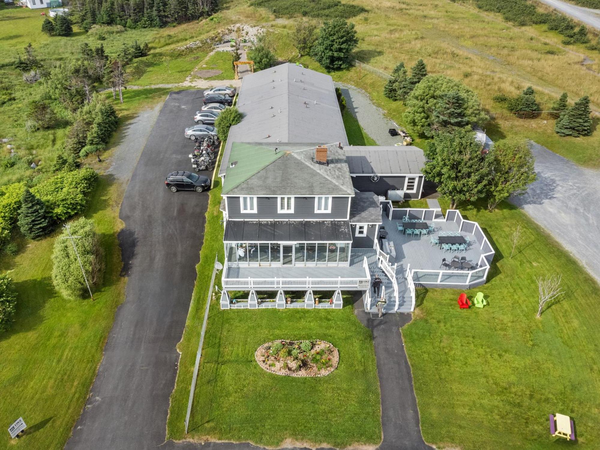 Edge Of The Avalon Inn Trepassey Ngoại thất bức ảnh