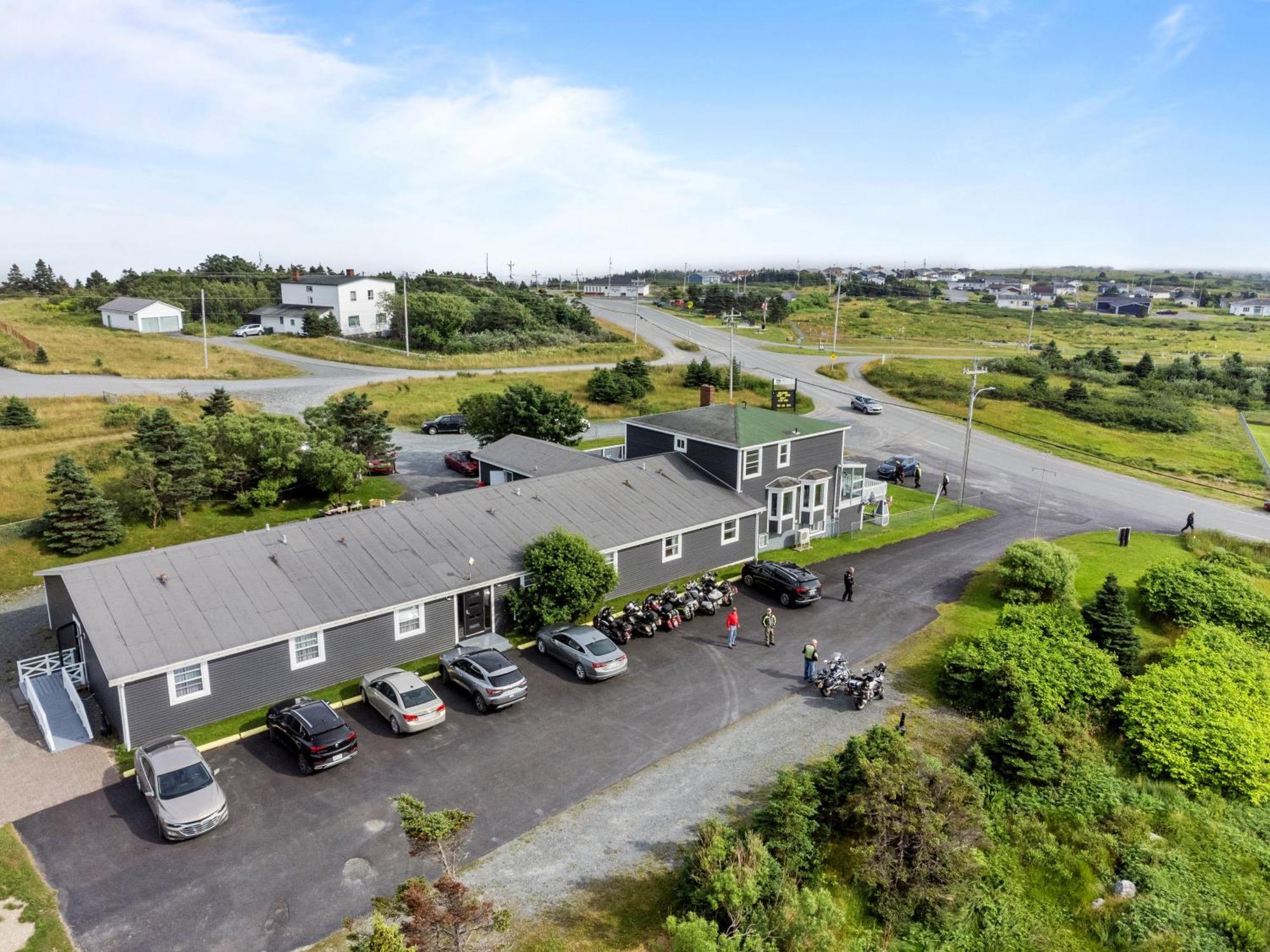 Edge Of The Avalon Inn Trepassey Ngoại thất bức ảnh